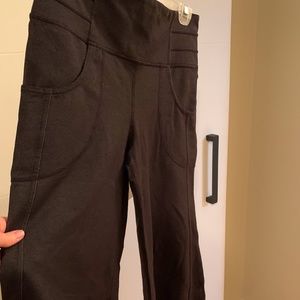 Lululemon Wide Leg Palazzo Style Pant, Dark Grey Denim Look Size 6, Hemmed